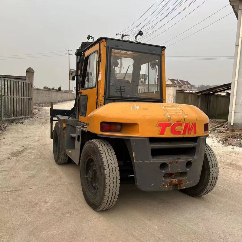 TCM FD80 di tipo diesel usato, carrello elevatore CE 4.5m, altezza di sollevamento 6m/s, velocità