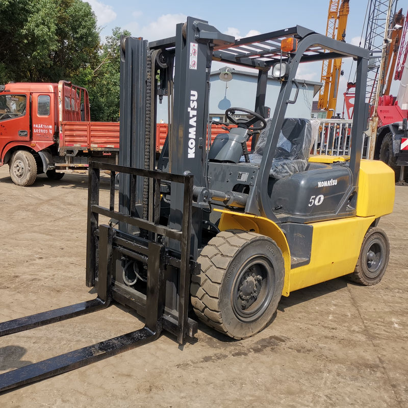 Fonte di alimentazione manuale Giappone Komatsu FD50 carrello elevatore da 5 tonnellate con cambio laterale 3 fasi 2 fasi