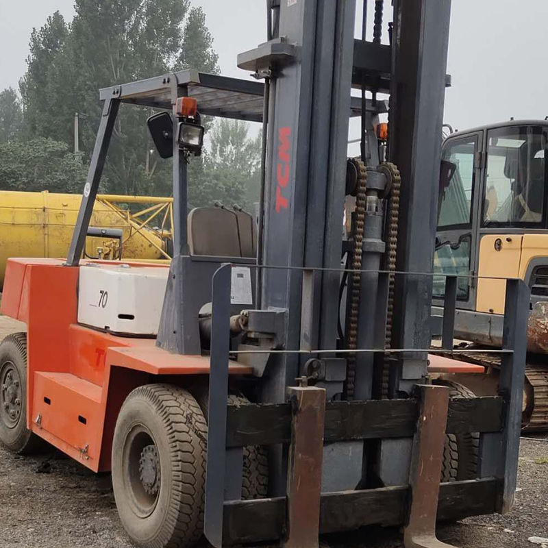 TCM FD70 carrello elevatore usato in buone condizioni peso 7000 kg motore diesel fonte di alimentazione
