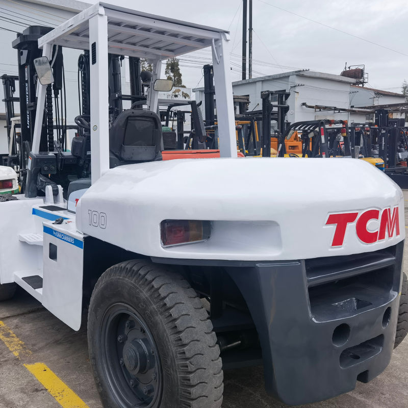 Consumo 10 tonnellate TCM FD100Z 2a fase 4 metri carrello elevatore usato per officine di riparazione di macchine