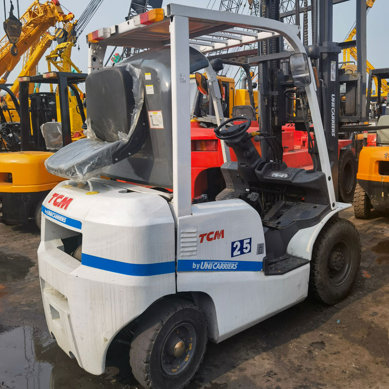 Forklift diesel TCM da 2,5 tonnellate usato FD25 con motore diesel di base nelle dimensioni di routine