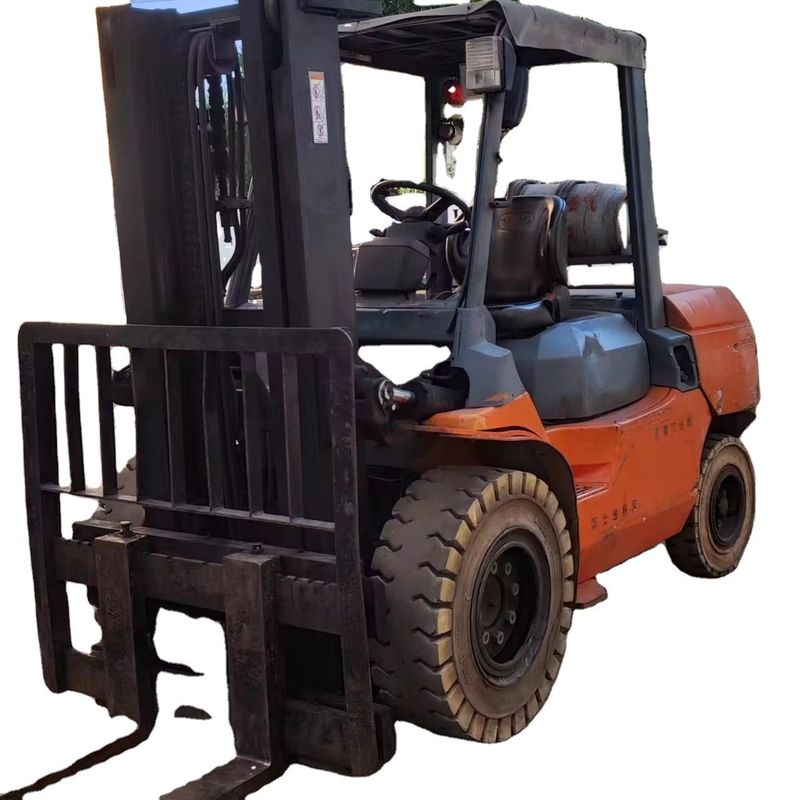 Toyota FD50 usato carrello elevatore da 5 tonnellate con 5000 kg di peso e buon lavoro in buone condizioni